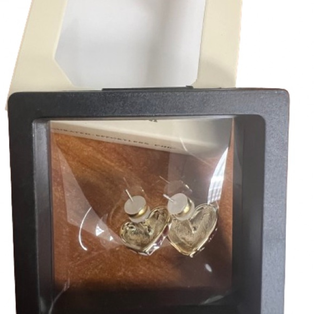 Heart earring - Picture 3 of 4
